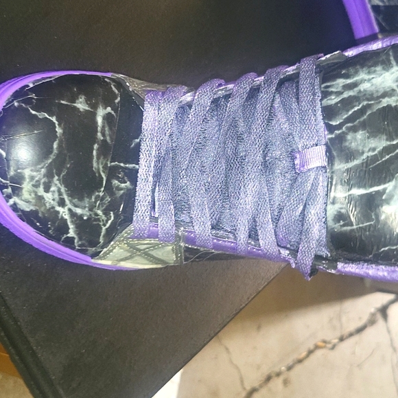 Custom made size 7 skate shoes - Picture 1 of 3